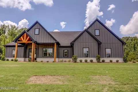 9066 Bennett Trl, Hernando, MS 38632