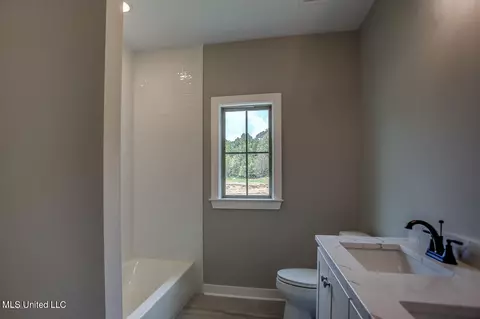 9066 Bennett Trl, Hernando, MS 38632 photo 16
