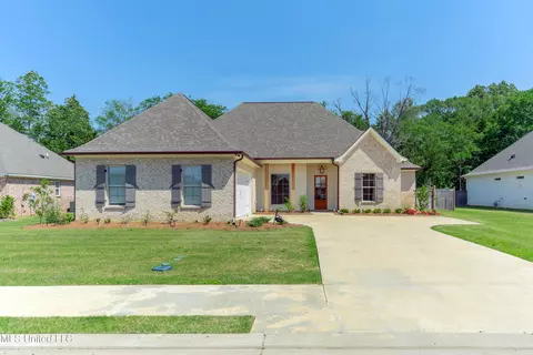 146 Catherine Blvd, Clinton, MS 39056