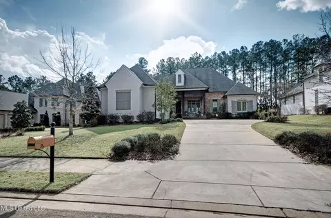 288 Lake Village Dr, Madison, MS 39110