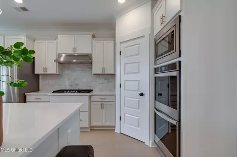 Kitchen - 38 Ruskin, Hernando, MS 38632 photo 5 of 7