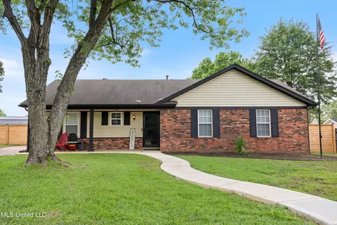 7557 Lone Oak Cv, Southaven, MS 38671