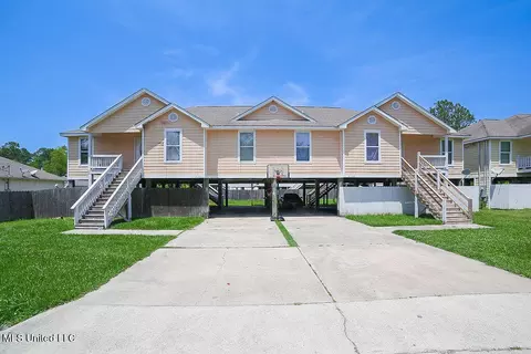 6154 E Madison St, Bay Saint Louis, MS 39520