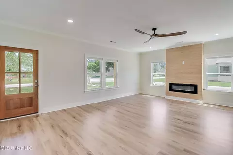 405 Magnolia St, Long Beach, MS 39560 photo 13