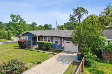 2035 South Dr, Biloxi, MS 39531