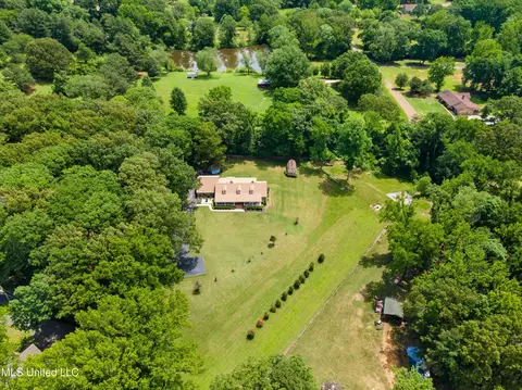 2700 Anthony Cv, Nesbit, MS 38651 photo 36