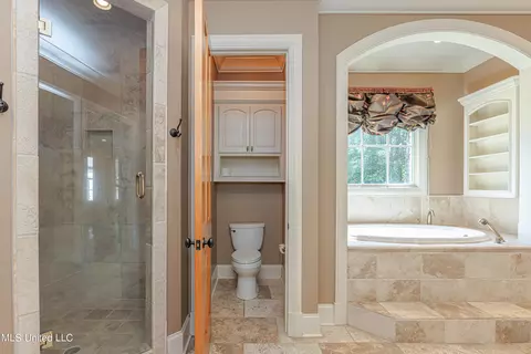 Bath - 123 Langdon Dr, Madison, MS 39110 photo 10 of 18