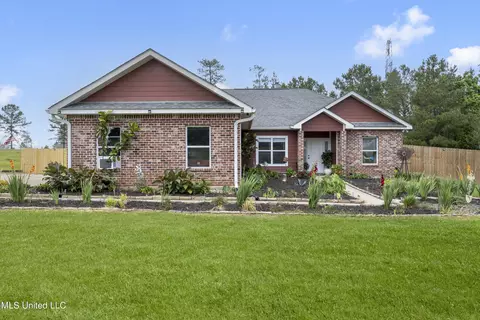 20352 Gordon St, Saucier, MS 39574