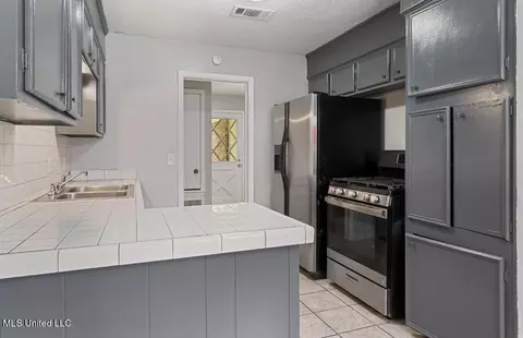 Kitchen - 116 Red Oak Rd, Clinton, MS 39056 photo 1 of 4