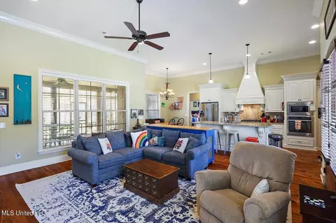 124 Claiborne St, Madison, MS 39110 photo 5