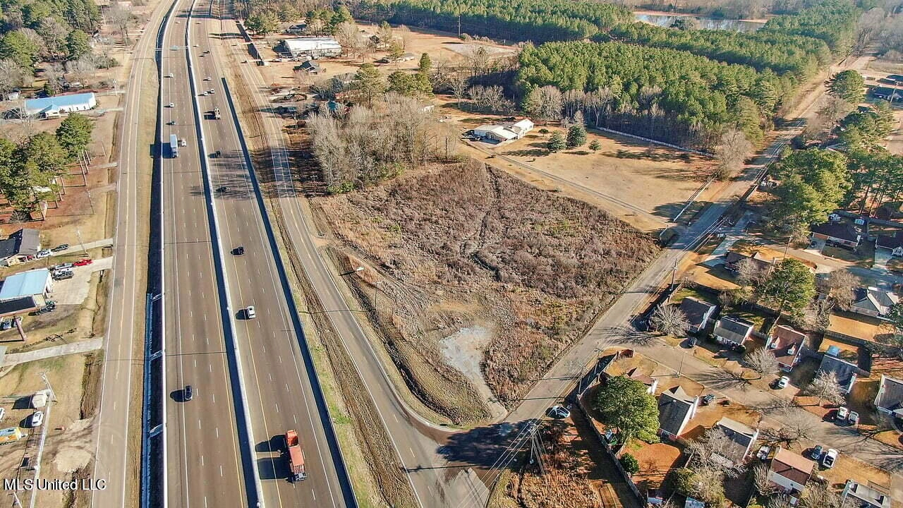 502 Bound Rd  