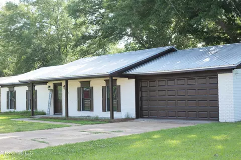 3831 Henderson Rd, Byram, MS 39272