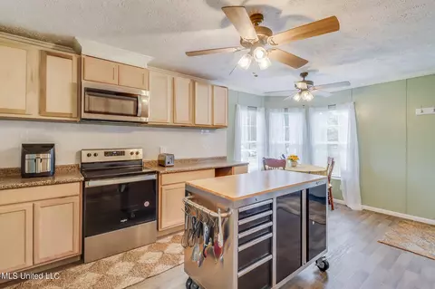 124 Honeysuckle Ln, Lucedale, MS 39452 photo 7