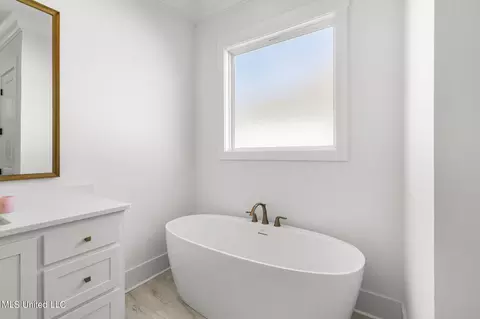 Bath - 499 Crossvine Pl, Madison, MS 39110 photo 2 of 8