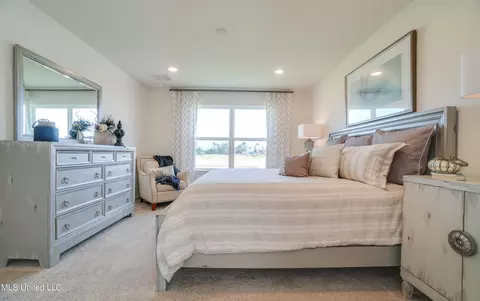 Bedroom - 17911 Tingle Dr, Gulfport, MS 39503 photo 2 of 6