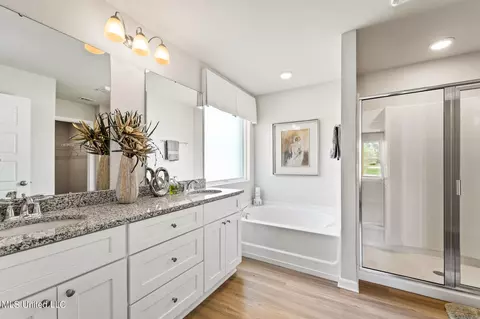 Bath - 17911 Tingle Dr, Gulfport, MS 39503 photo 1 of 2