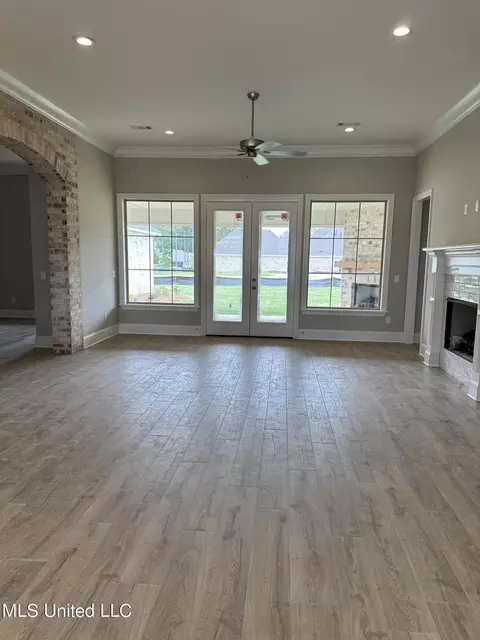 Living - 357 Wellstone Pl, Madison, MS 39110 photo 1 of 1