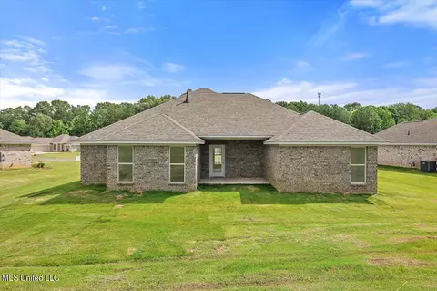 Exterior - 257 Chartleigh Cir, Canton, MS 39046 photo 3 of 3