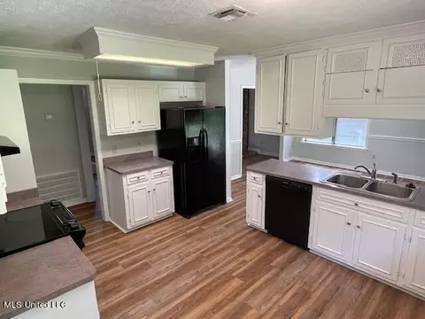 Kitchen - 216 Westover Drive Dr, Forest, MS 39074 photo 1 of 1