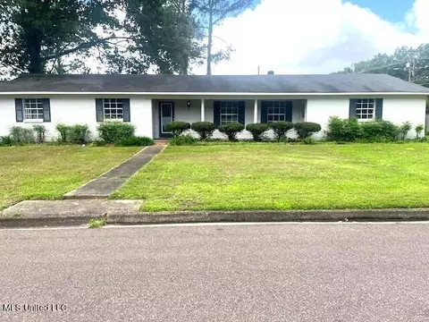 803 Normandy Dr, Clinton, MS 39056
