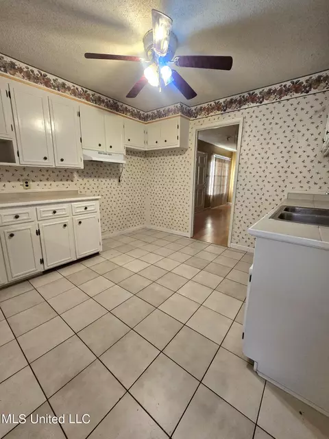 Kitchen - 3824 Second St, Moss Point, MS 39563 photo 2 of 2