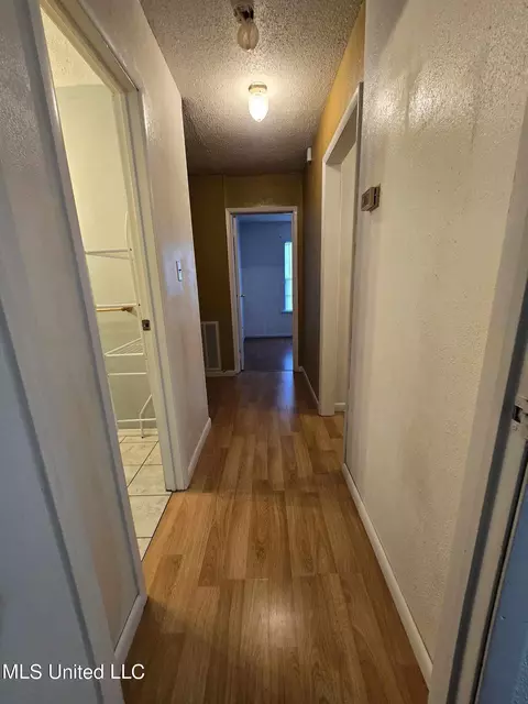 Entry Way - 3824 Second St, Moss Point, MS 39563 photo 3 of 5