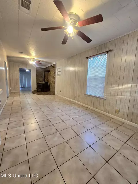 Living - 3824 Second St, Moss Point, MS 39563 photo 3 of 3