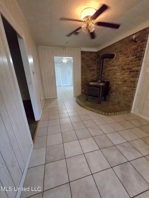 Entry Way - 3824 Second St, Moss Point, MS 39563 photo 1 of 5