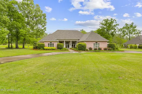 Exterior - 477 Wimbledon Dr, Brandon, MS 39047 photo 17 of 22