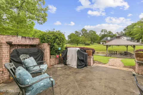 Exterior - 477 Wimbledon Dr, Brandon, MS 39047 photo 6 of 22