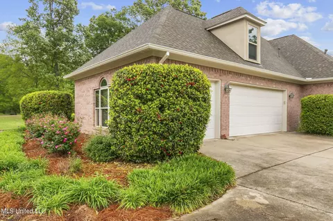 Exterior - 477 Wimbledon Dr, Brandon, MS 39047 photo 16 of 22