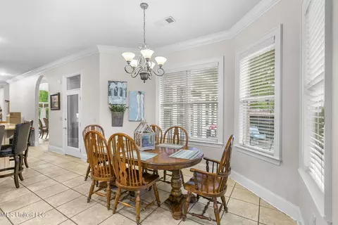 Dining - 477 Wimbledon Dr, Brandon, MS 39047 photo 1 of 3