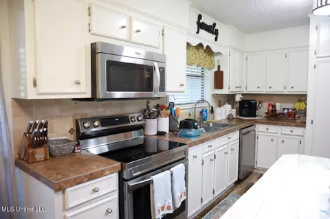 105 Cedar Ridge Dr, Brandon, MS 39042 photo 18