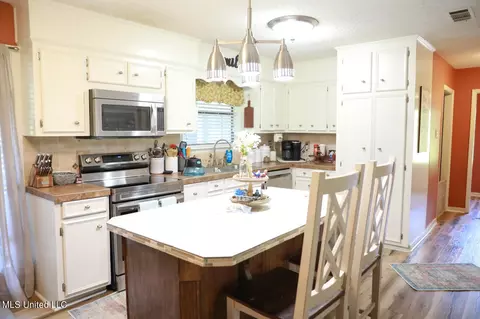 105 Cedar Ridge Dr, Brandon, MS 39042 photo 16