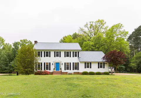 616 Owen Rd, New Albany, MS 38652