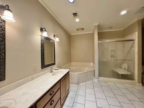 Bath - 297 Ridgecrest Dr, Pope, MS 38658 photo 3 of 13