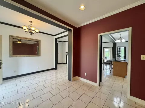 Entry Way - 297 Ridgecrest Dr, Pope, MS 38658 photo 2 of 15