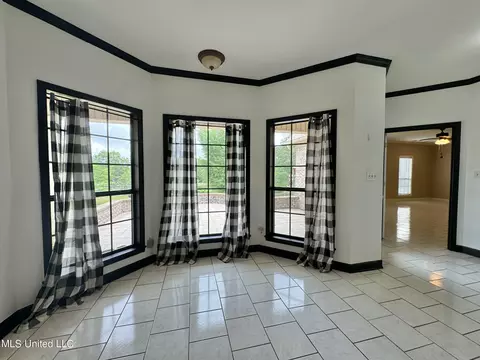 Dining - 297 Ridgecrest Dr, Pope, MS 38658 photo 2 of 2