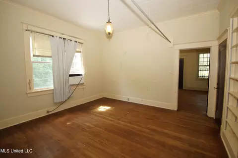 Bedroom - 1037 Belhaven St, Jackson, MS 39202 photo 4 of 5