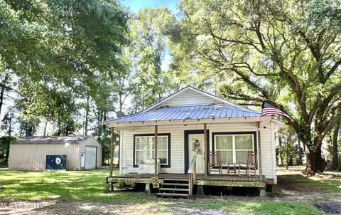 271 Barton Agricola Rd, Lucedale, MS 39452