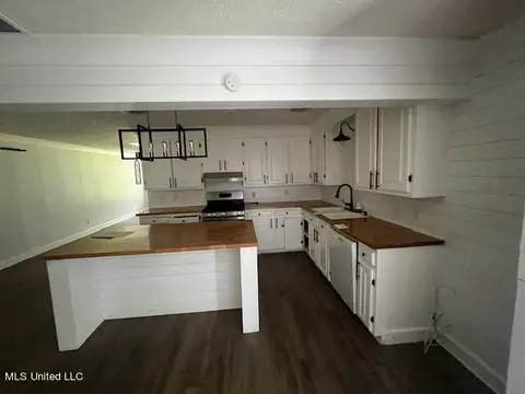 Kitchen - 1313 N Jackson St, Brookhaven, MS 39601 photo 2 of 2