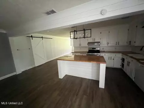Kitchen - 1313 N Jackson St, Brookhaven, MS 39601 photo 1 of 2