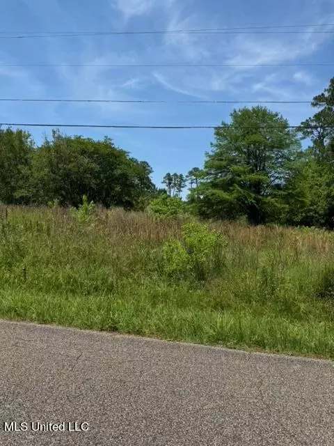 23402 Arcadia Farm Rd, Pass Christian, MS 39571 photo 2