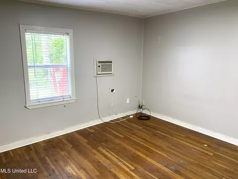712 Hillsboro St, Forest, MS 39074 photo 7