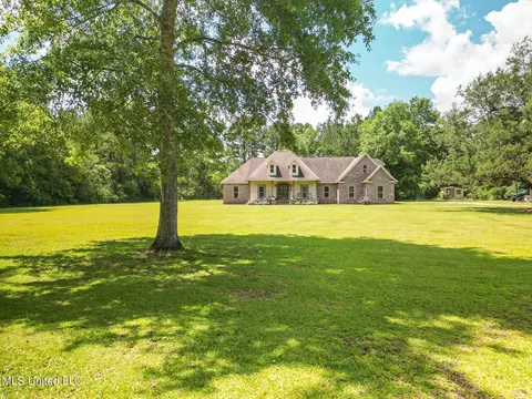 243 Rawls Rd, Perkinston, MS 39573 photo 2