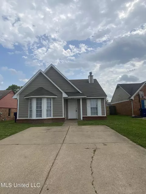5672 W Kaitlyn Dr, Walls, MS 38680