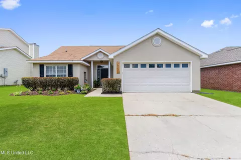 16233 Saddle Dr, Gulfport, MS 39503