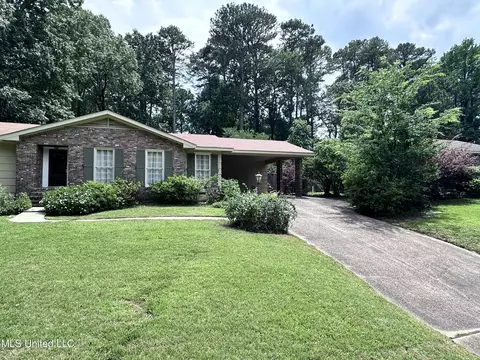 Exterior - 915 Briarwood Dr, Jackson, MS 39211 photo 2 of 6