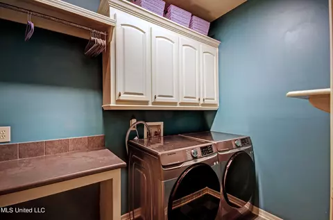 Other - 239 E Pinebrook Dr, Brandon, MS 39047 photo 4 of 10