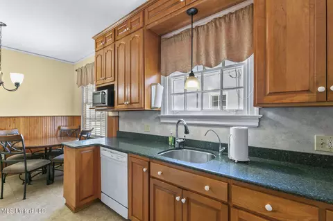 105 Pinehaven Dr, Jackson, MS 39202 photo 19